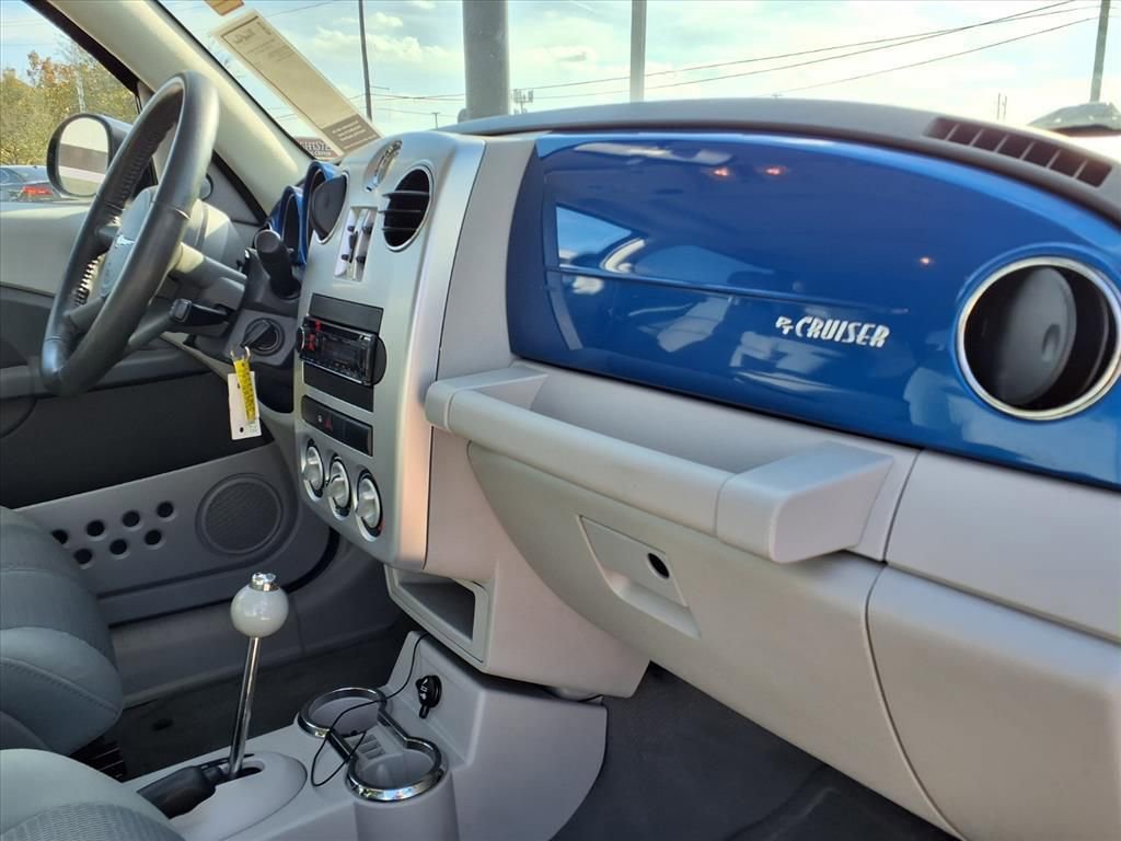 Used 2006 Chrysler PT Cruiser Limited image 6