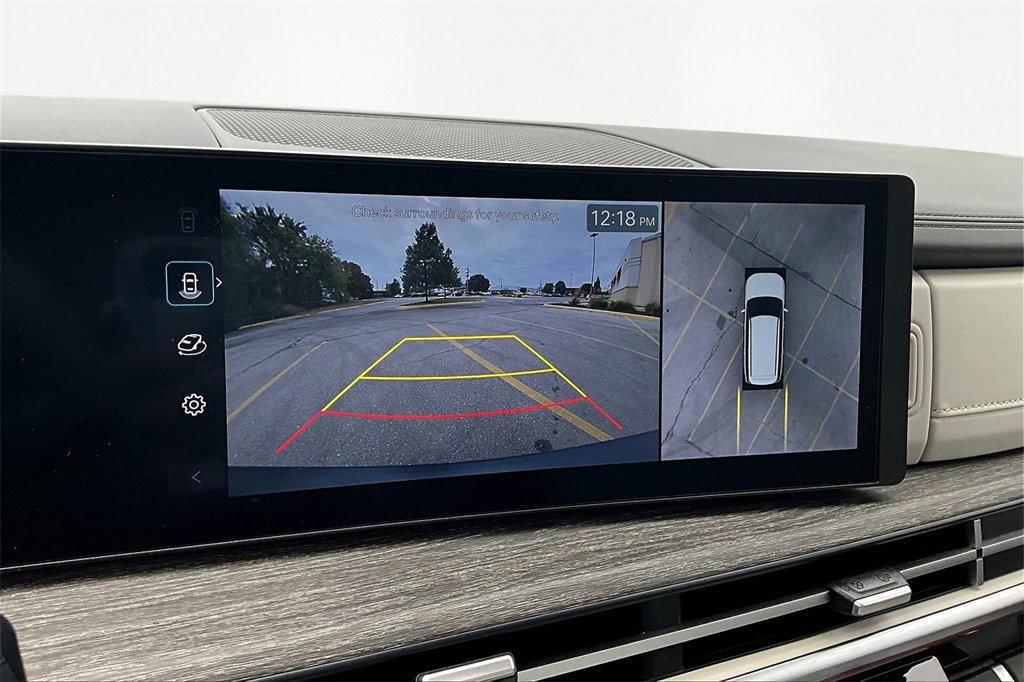 Used 2025 Hyundai Santa Fe Limited image 21