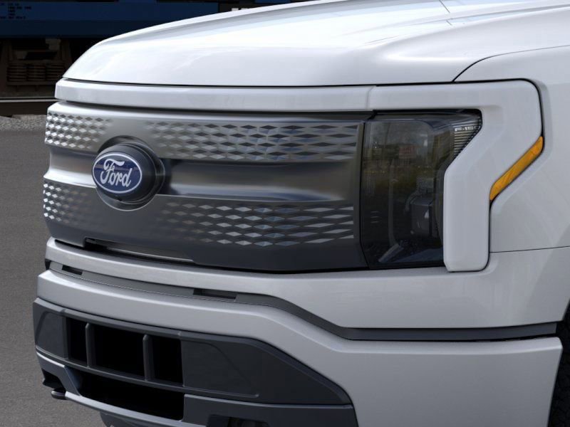New 2025 Ford F150 Lightning XLT image 17
