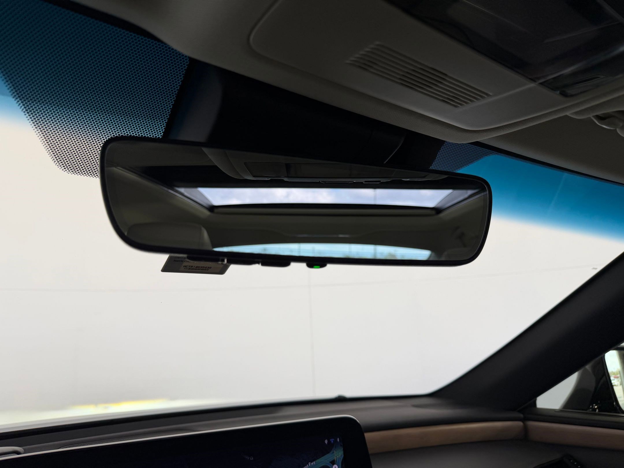 Used 2024 Lexus ES 350 w/ Technology Package image 18