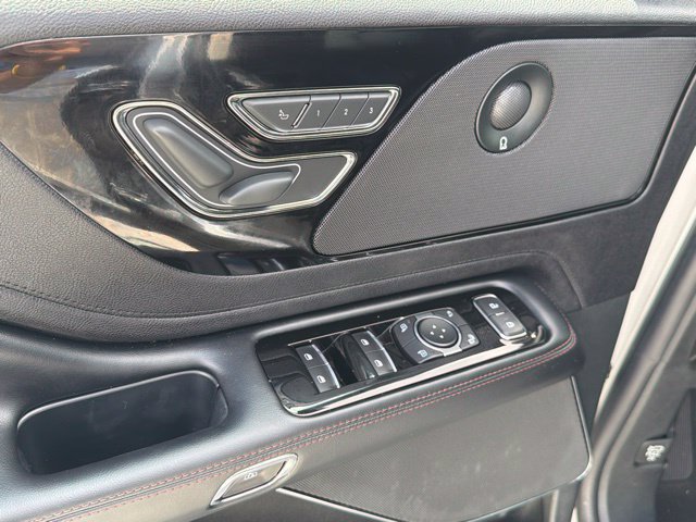 Used 2022 Lincoln Aviator Reserve w/ Equipment Group 201A AWD/4WD image 20