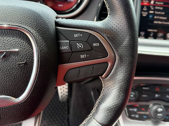 Used 2015 Dodge Challenger SRT Hellcat RWD image 34
