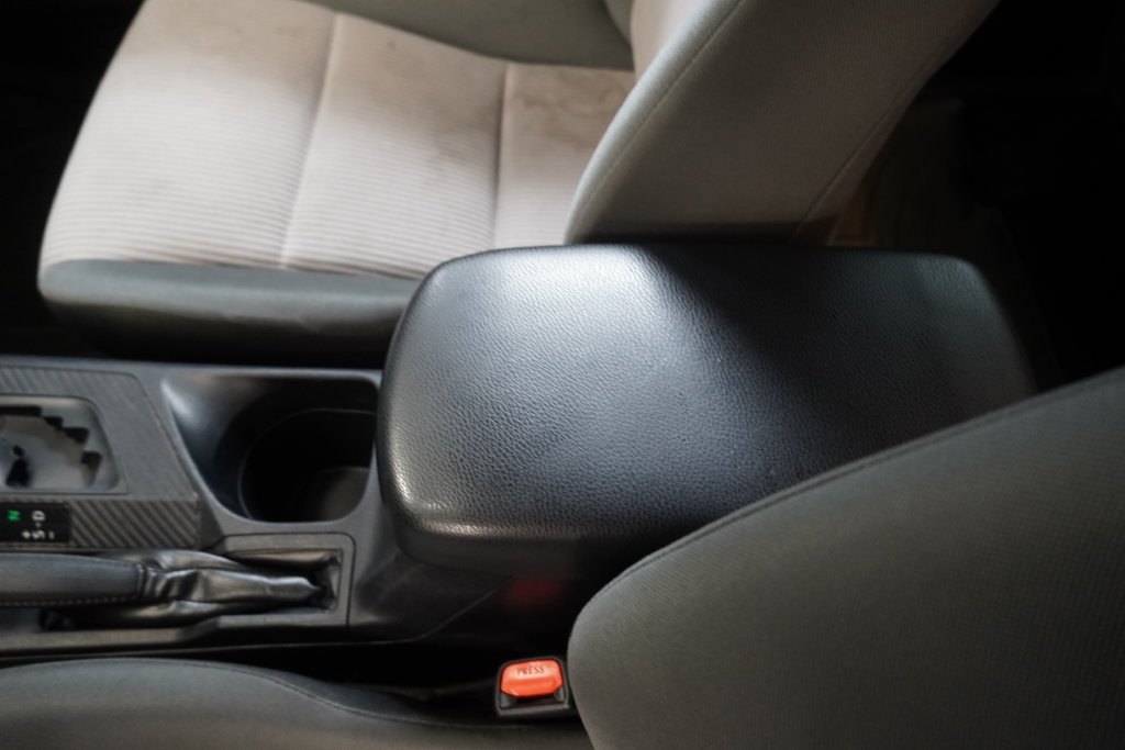 Used 2014 Toyota RAV4 LE AWD/4WD image 21