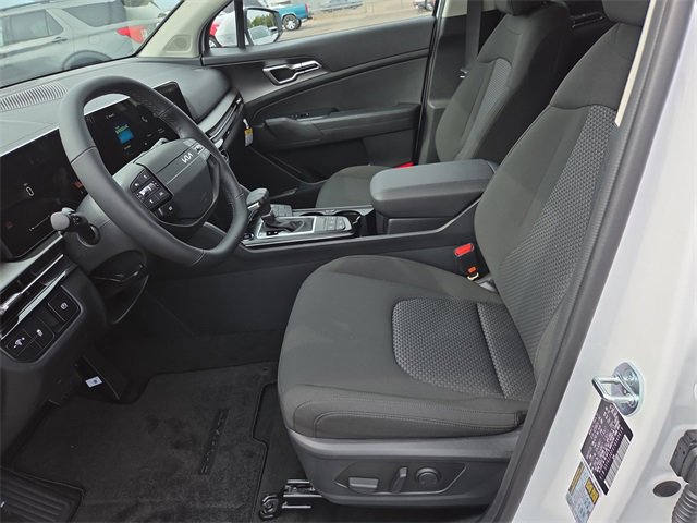 New 2026 Kia Sportage LX image 4