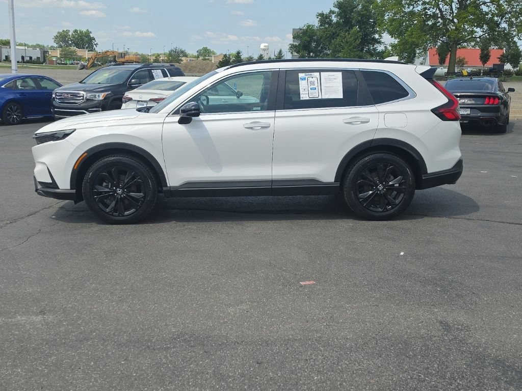 Used 2024 Honda CR-V Sport Touring image 4