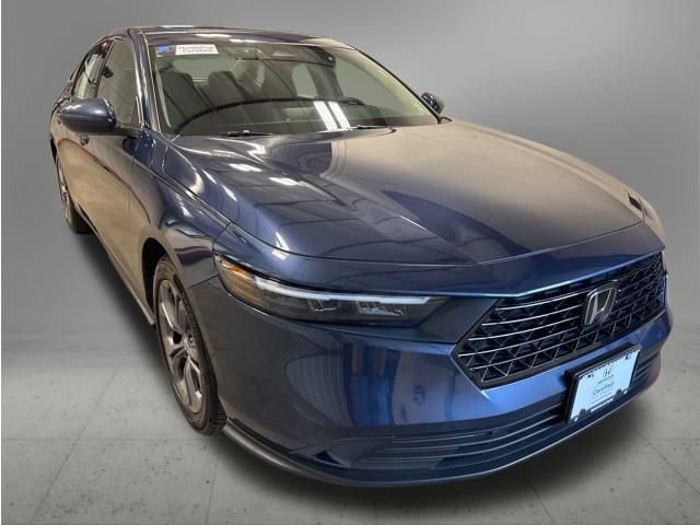 Certified 2023 Honda Accord EX image 9