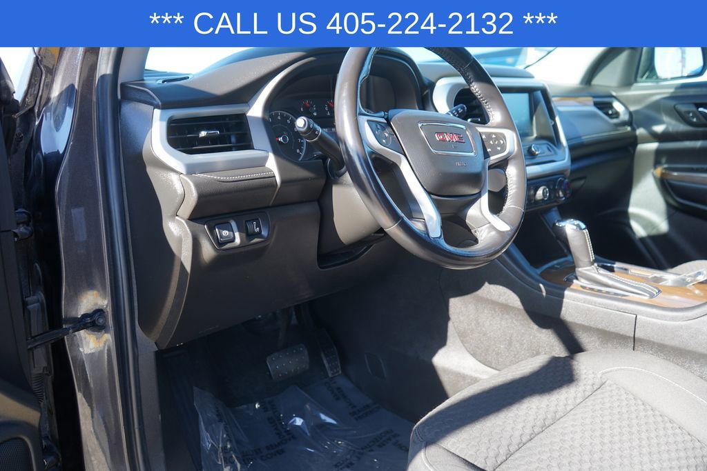 Used 2019 GMC Acadia SLE image 17
