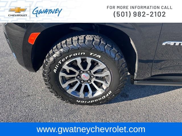 Used 2022 GMC Yukon XL AT4 w/ Max Trailering Package image 9