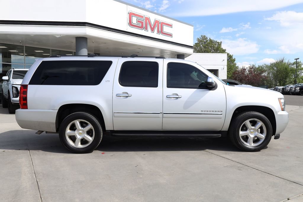 Used 2011 Chevrolet Suburban LTZ AWD/4WD image 7