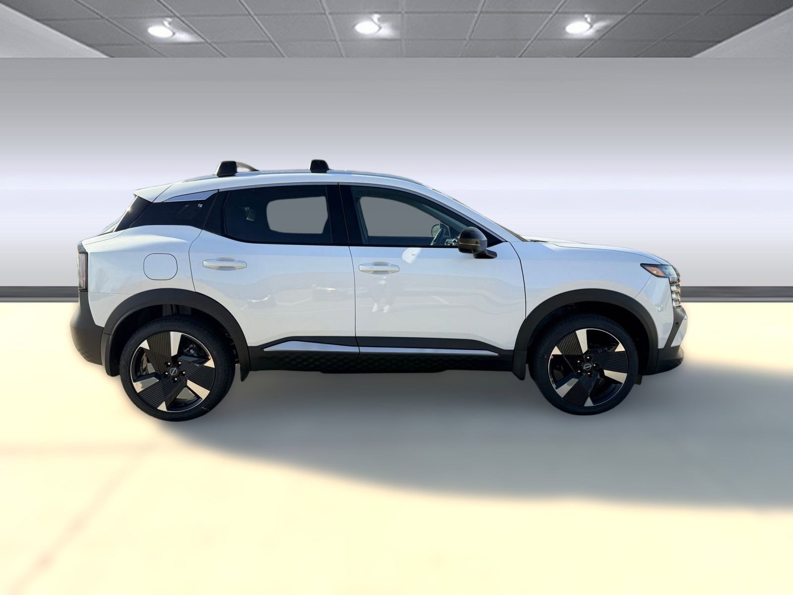 New 2026 Nissan Kicks SR w/ Cold Weather Package image 7