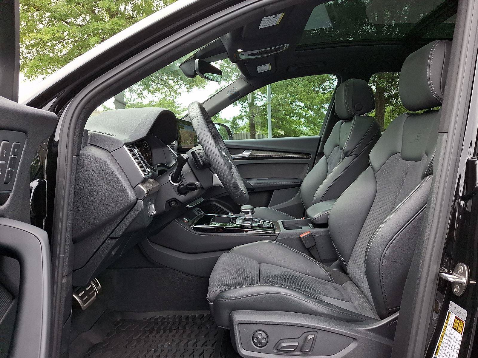 Used 2025 Audi SQ5 Premium Plus w/ Premium Plus Package AWD/4WD image 13