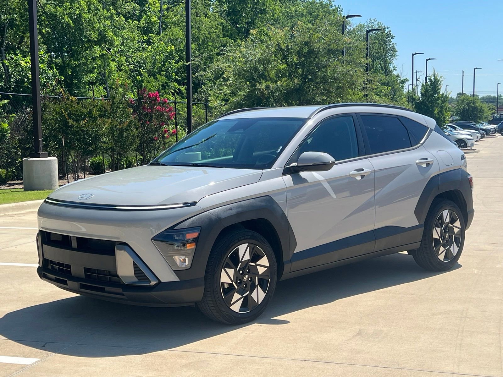 Used 2024 Hyundai Kona SEL w/ Convenience Package FWD image 5