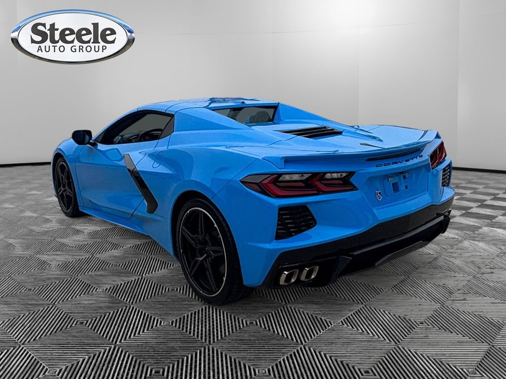 Used 2023 Chevrolet Corvette Stingray Premium Conv w/ 3LT RWD image 3
