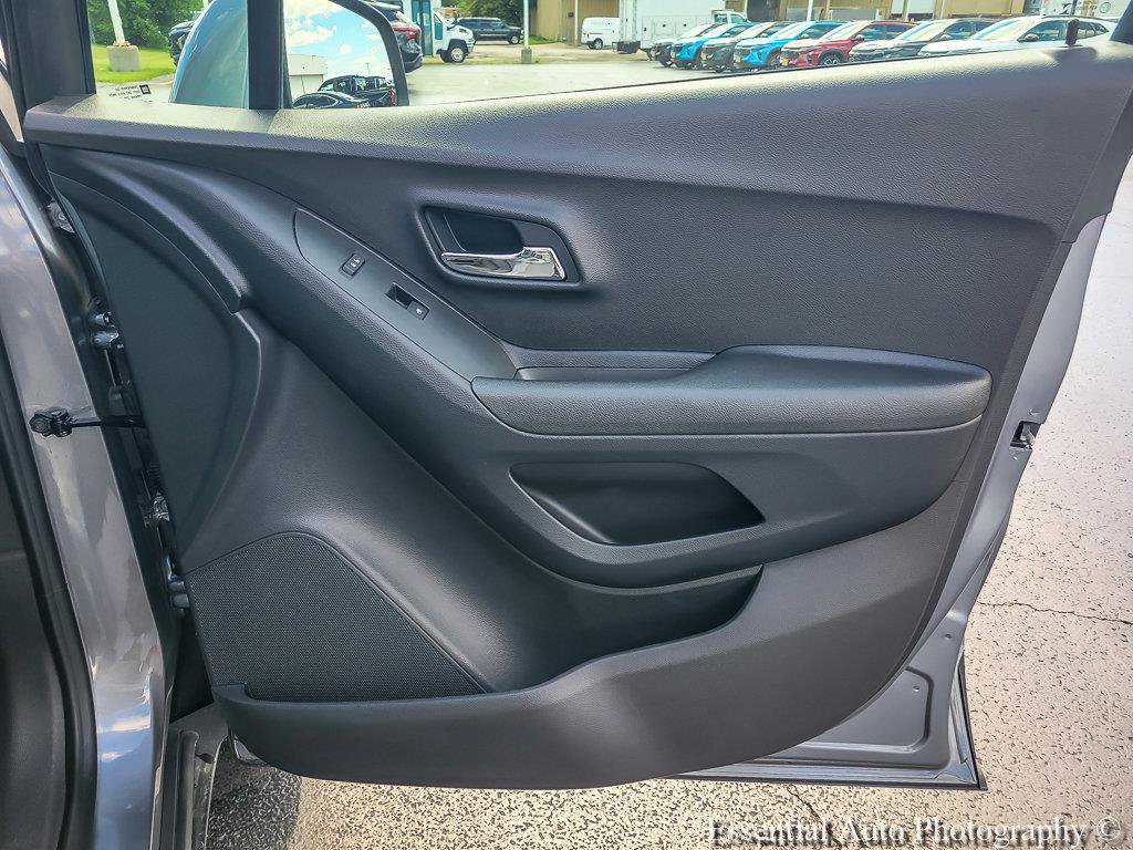 Certified 2020 Chevrolet Trax LS FWD image 25