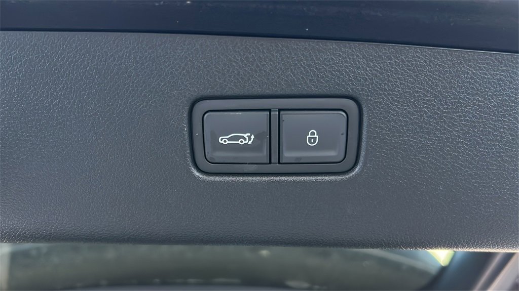 Used 2025 Genesis GV70 3.5T Sport w/ Sport Advanced Package image 20