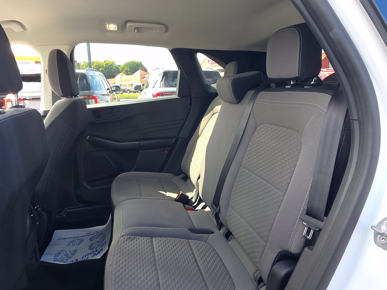 Used 2022 Ford Escape SE w/ SE Sport Appearance Package AWD/4WD image 23