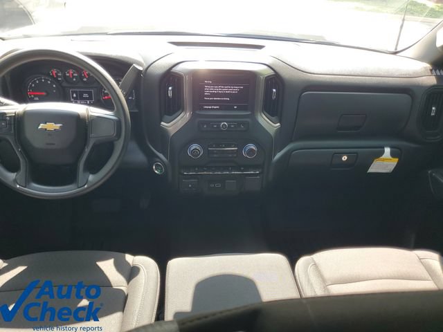 Used 2025 Chevrolet Silverado 2500 Custom w/ Custom Value Package AWD/4WD image 14