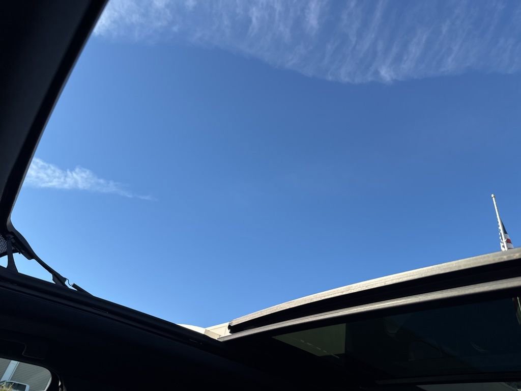 Certified 2024 GMC Yukon XL Denali image 44