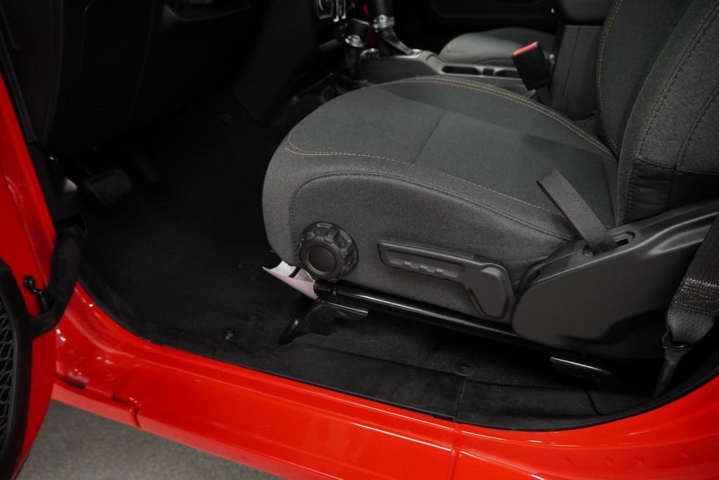 Used 2024 Jeep Wrangler Unlimited Sport AWD/4WD image 42