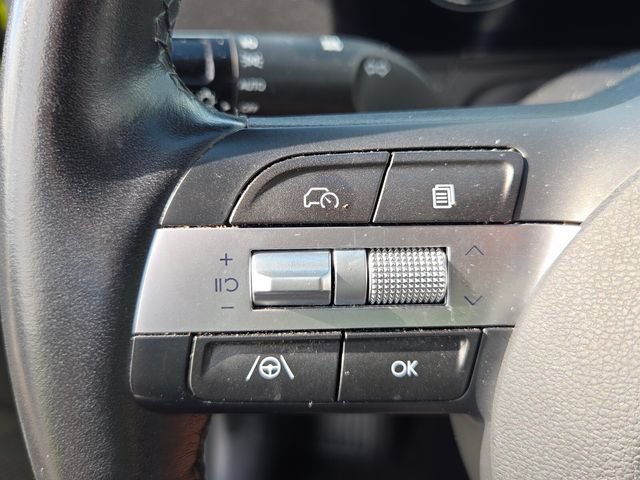 Used 2024 Hyundai Kona SEL AWD/4WD image 27