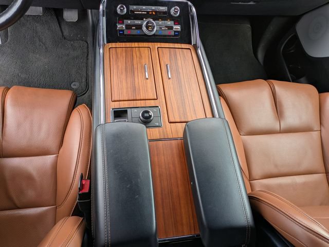Used 2019 Lincoln Navigator Reserve AWD/4WD image 16