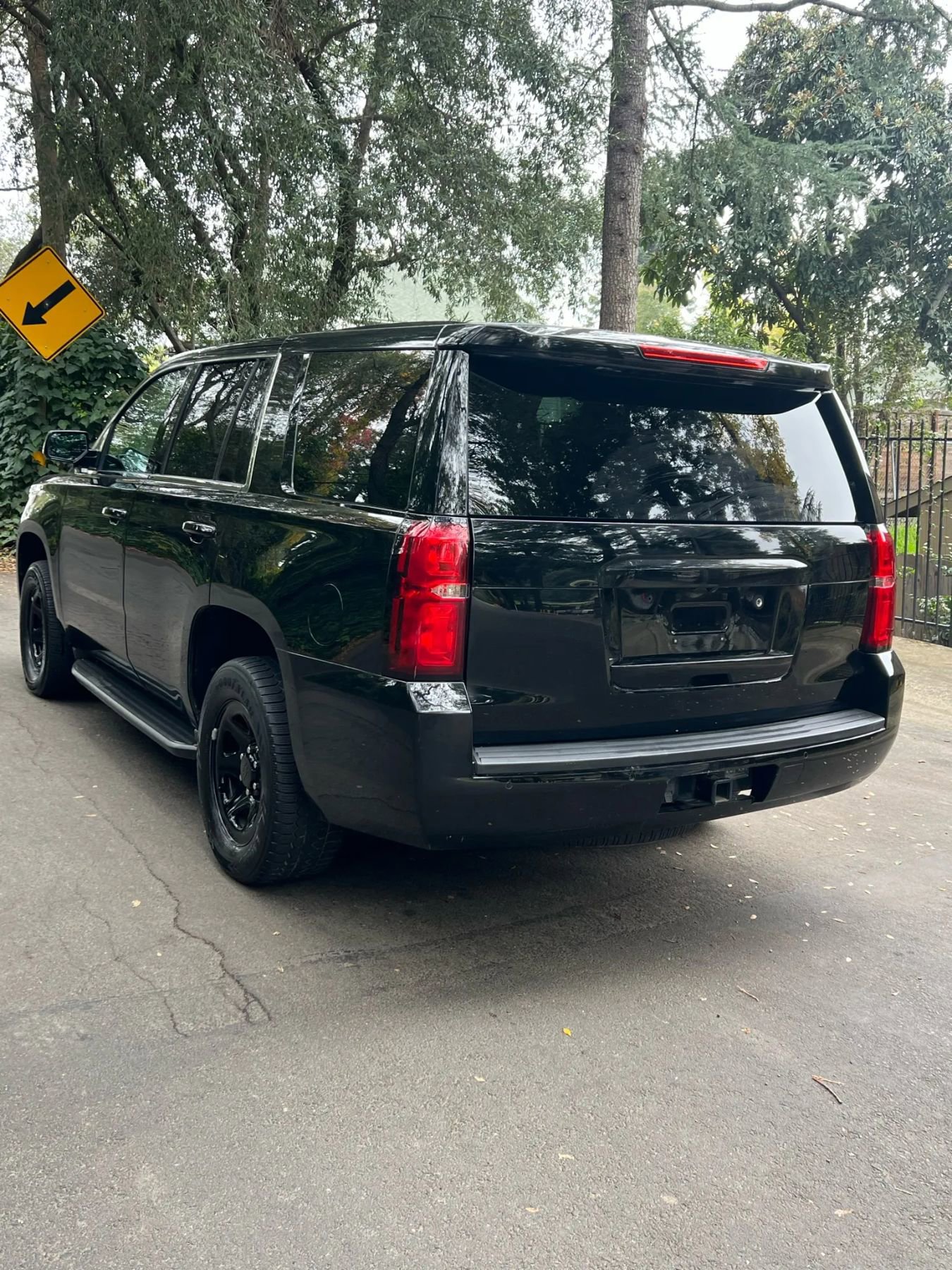 Used 2018 Chevrolet Tahoe 2WD image 7