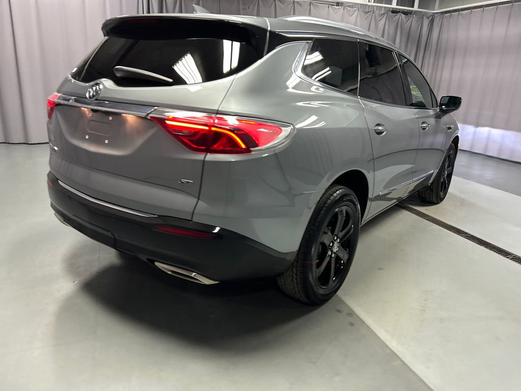 Used 2024 Buick Enclave Essence w/ Sport Touring Edition image 7