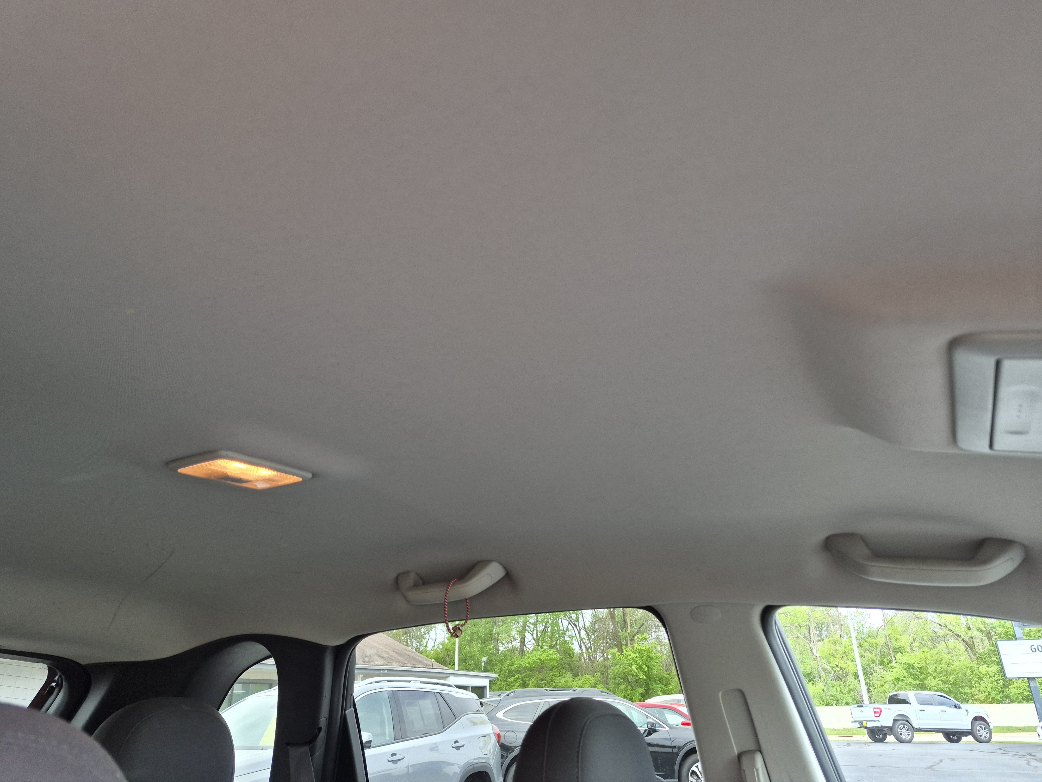 Used 2014 Chevrolet Captiva Sport LT FWD image 13