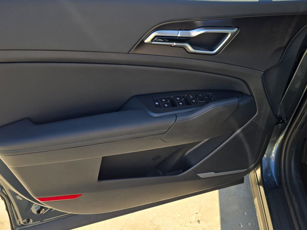 New 2026 Kia Sportage EX image 18