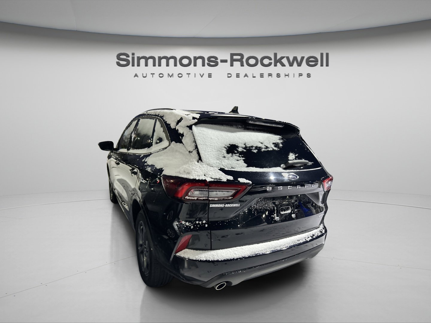 Used 2024 Ford Escape ST-Line image 6