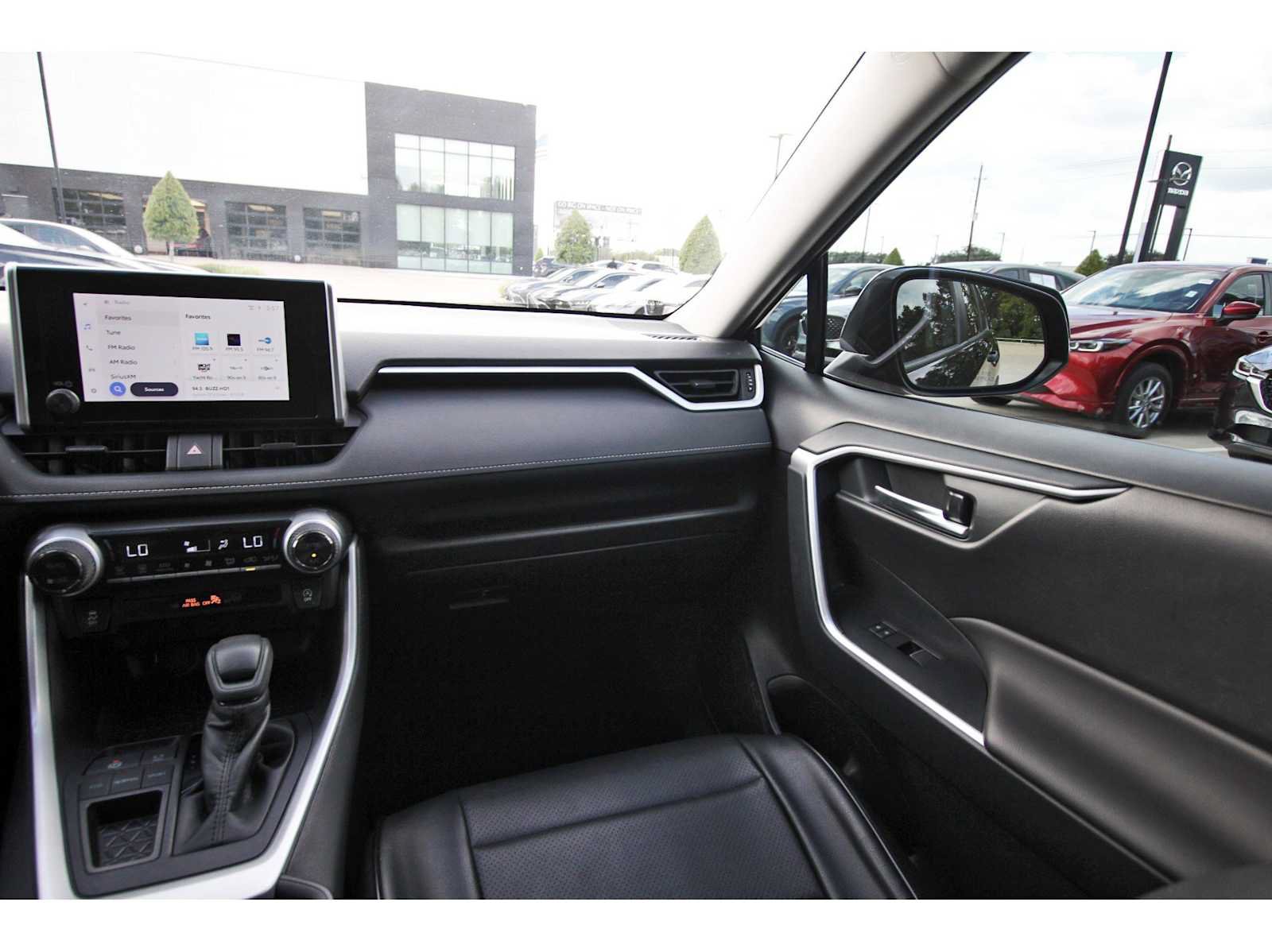 Used 2025 Toyota RAV4 XLE w/ Convenience Package FWD image 8