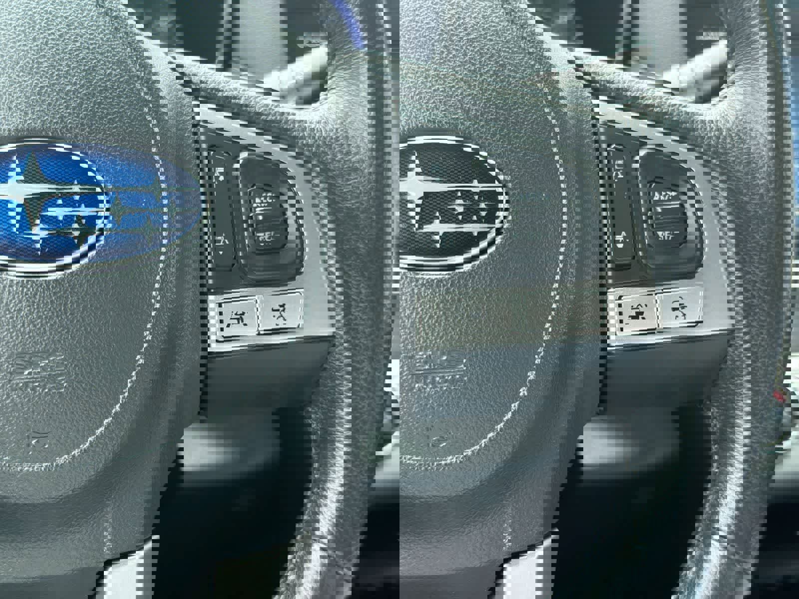 Used 2017 Subaru Outback 3.6R Limited image 26