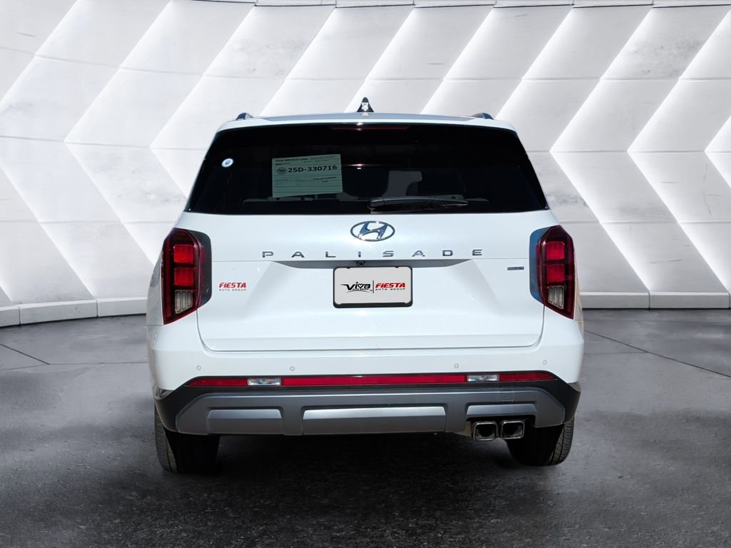 Used 2024 Hyundai Palisade Limited image 5