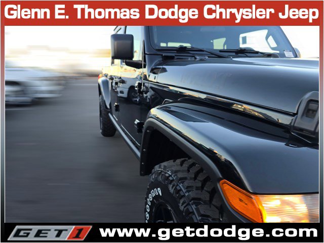Certified 2022 Jeep Gladiator Willys image 6