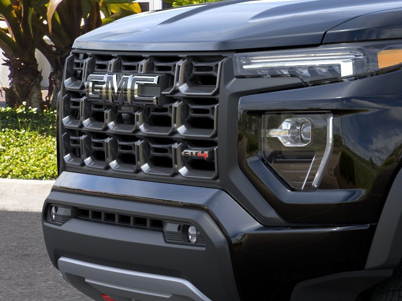 New 2026 GMC Canyon AT4 w/ Nightfall Edition AWD/4WD image 13