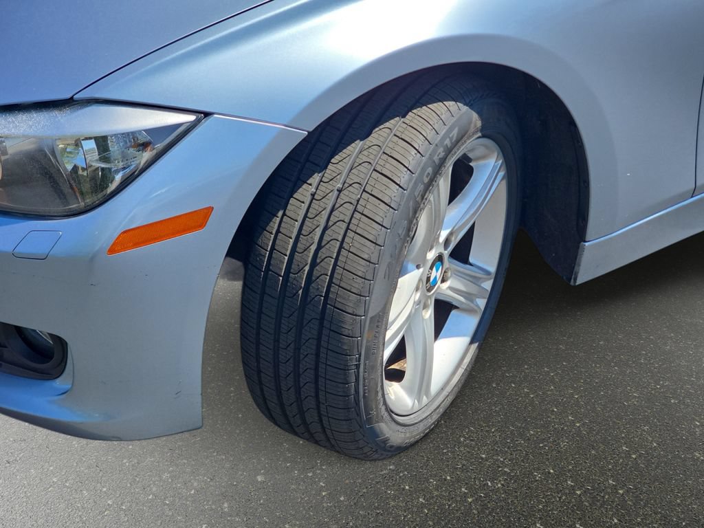 Used 2013 BMW 328i xDrive Sedan AWD/4WD image 34