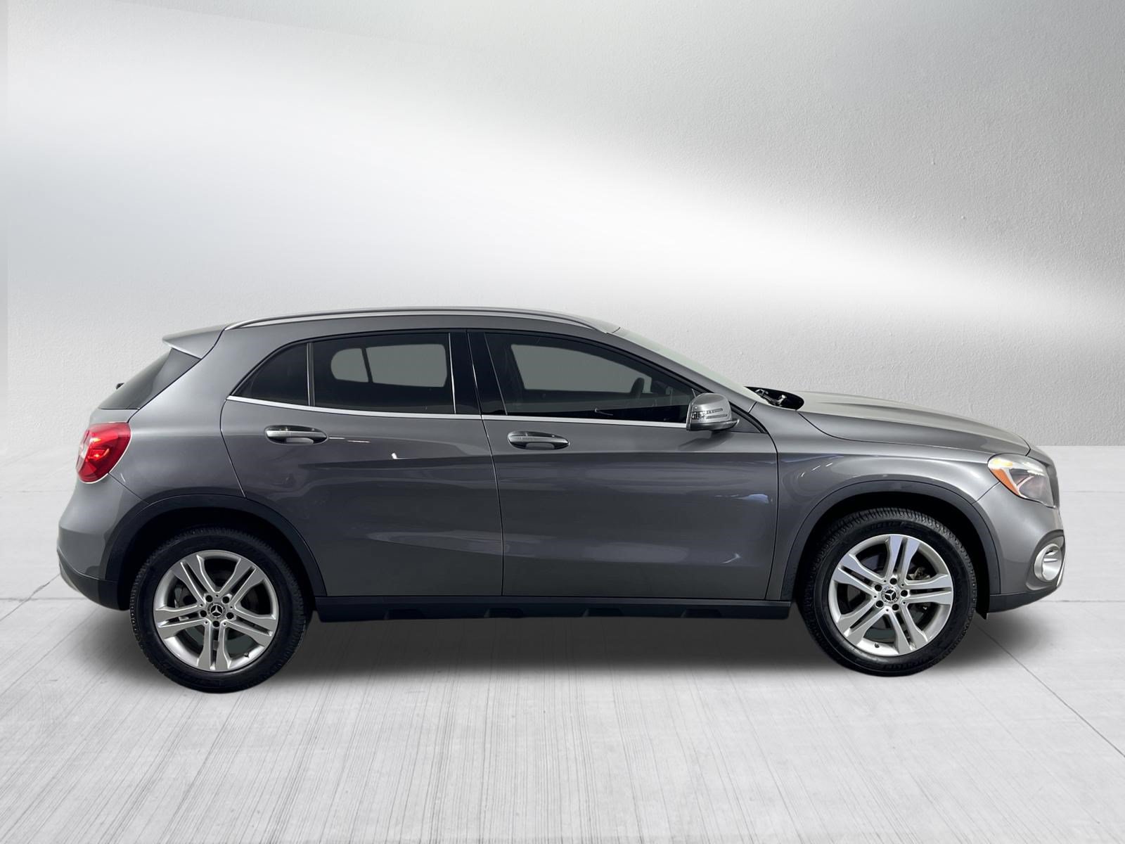 Used 2019 Mercedes-Benz GLA 250 4MATIC image 8