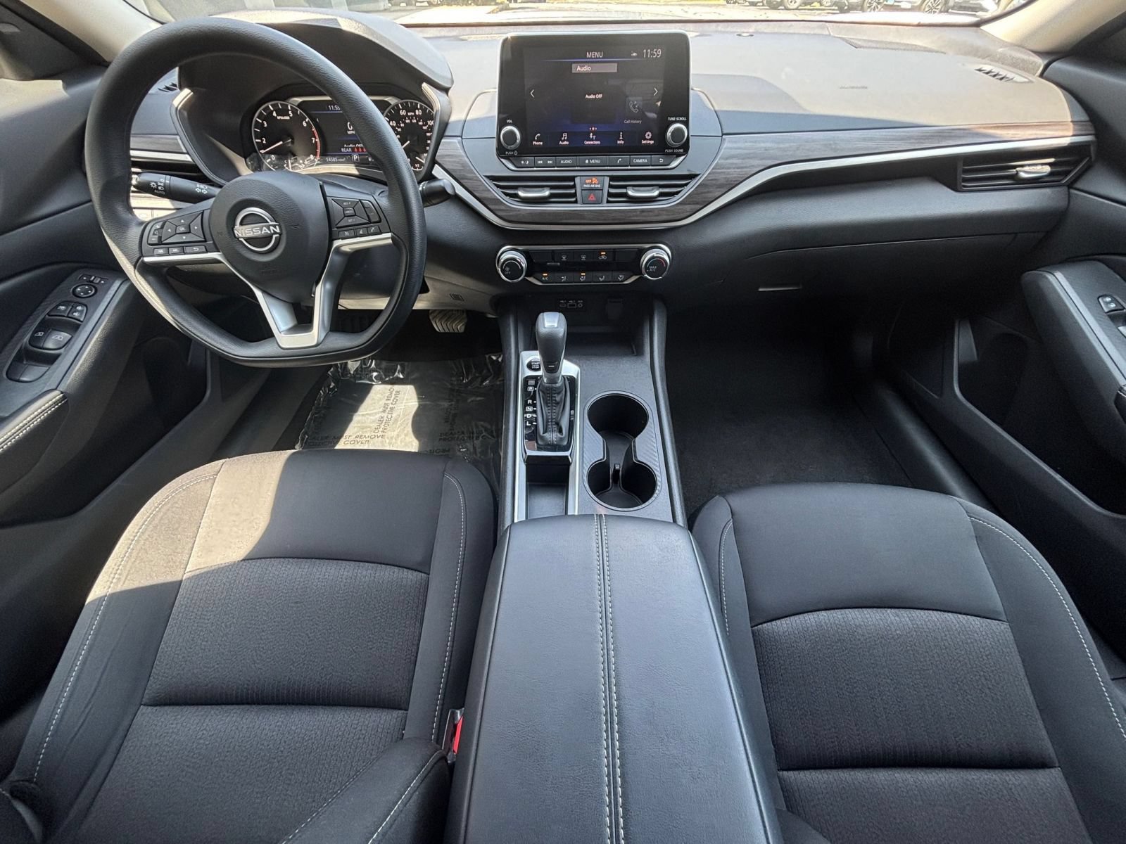 Used 2026 Nissan Altima 2.5 SV FWD image 32