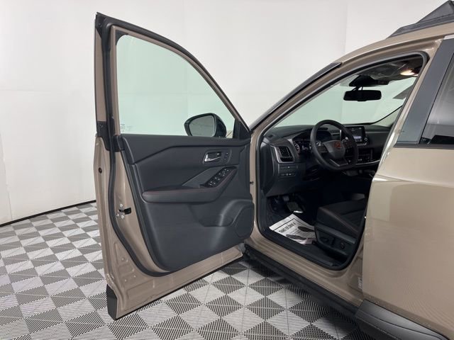 New 2026 Nissan Rogue SV image 16