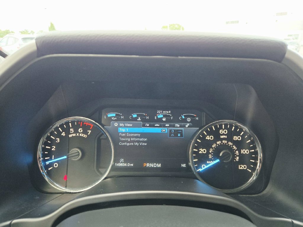 Used 2019 Ford F150 Lariat w/ Equipment Group 502A Luxury AWD/4WD image 26
