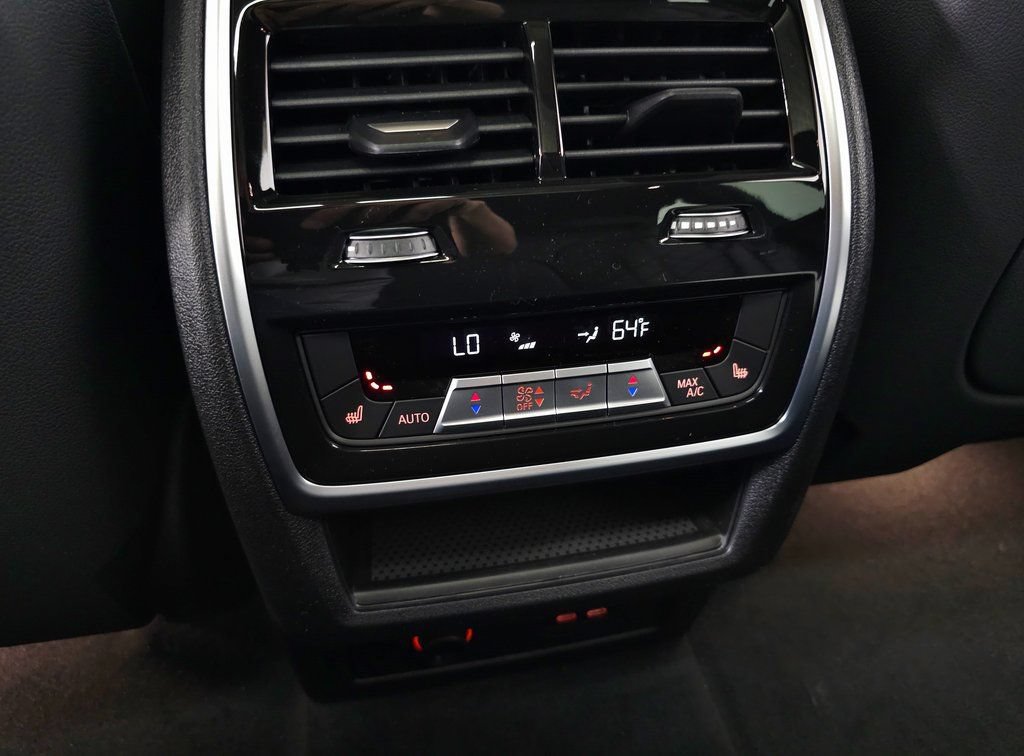 Used 2026 BMW X5 xDrive40i w/ Climate Comfort Package AWD/4WD image 31