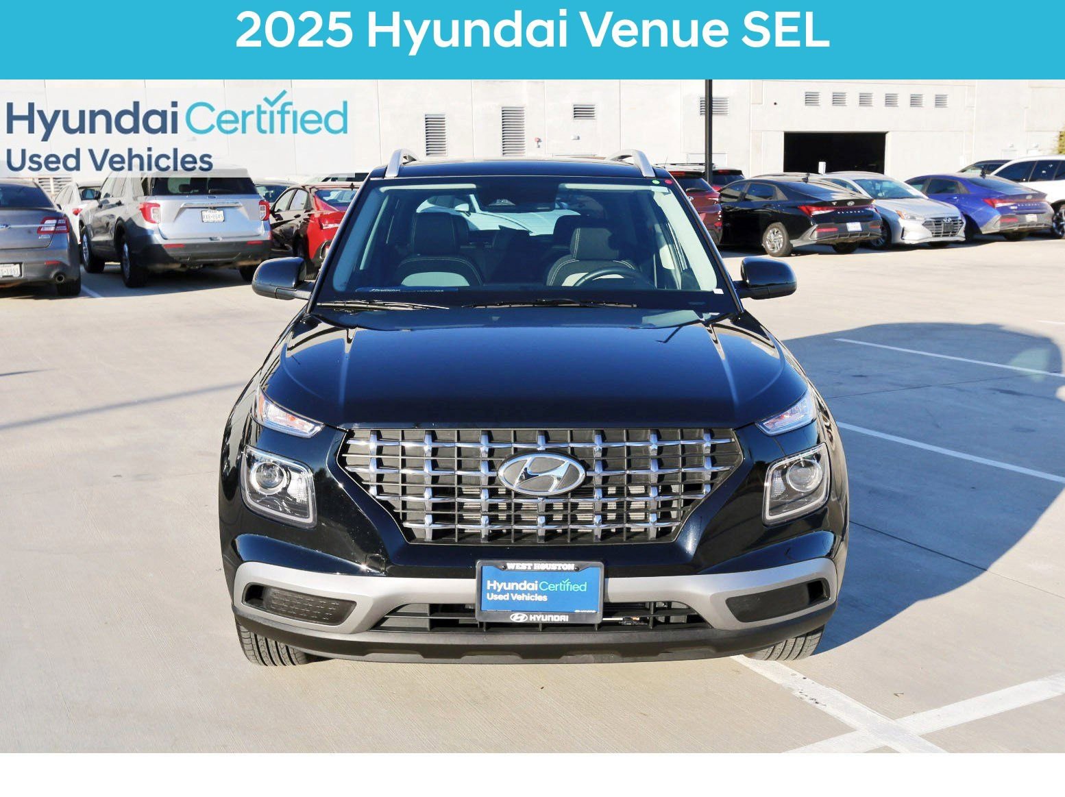 Certified 2025 Hyundai Venue SEL image 3