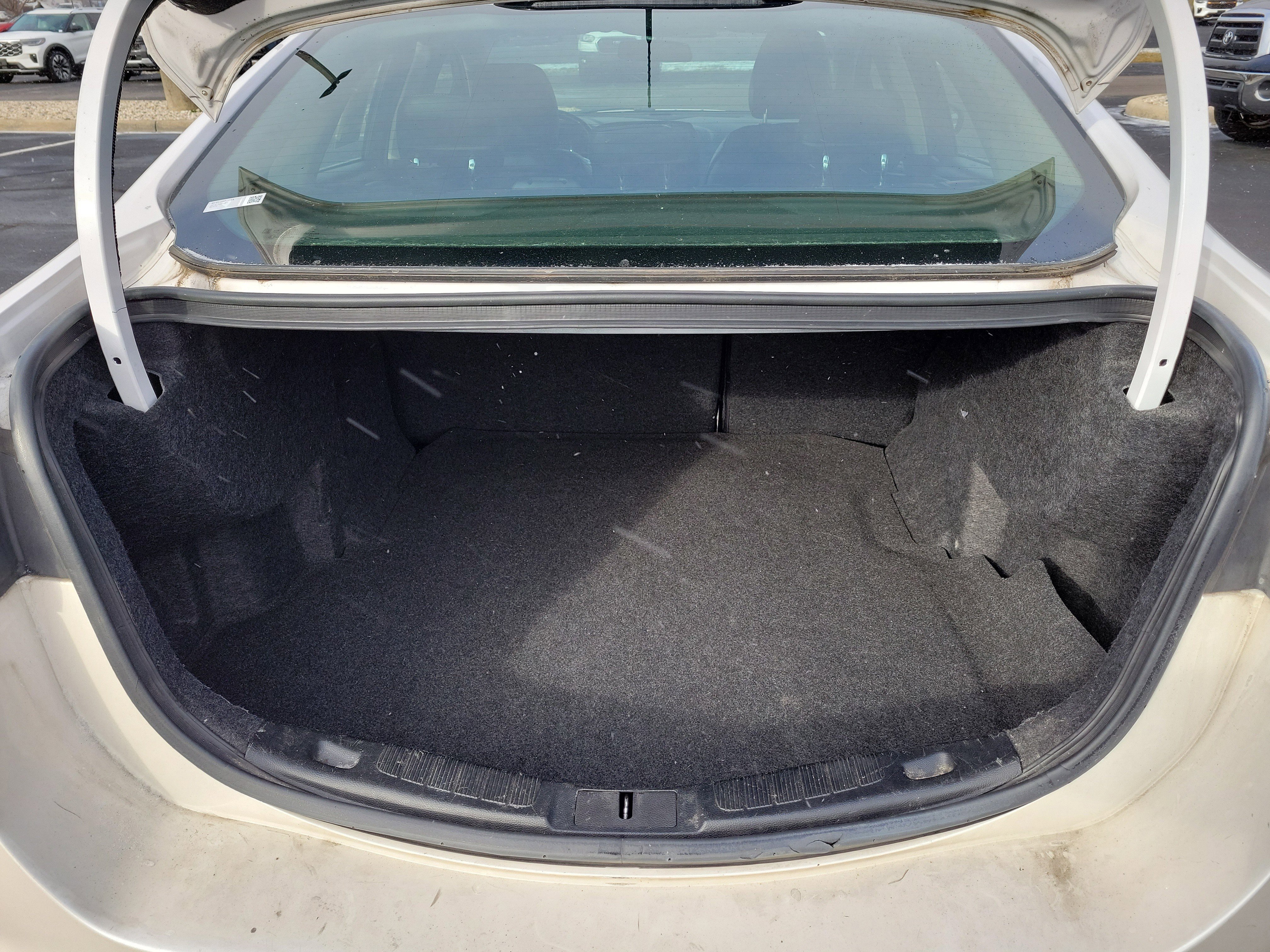 Used 2018 Ford Fusion SE w/ Equipment Group 201A image 8