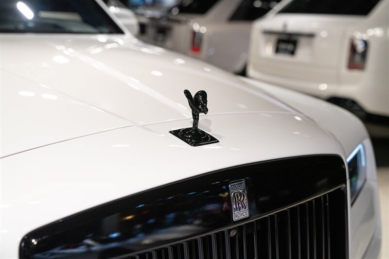 Used 2023 Rolls-Royce Cullinan AWD/4WD image 12