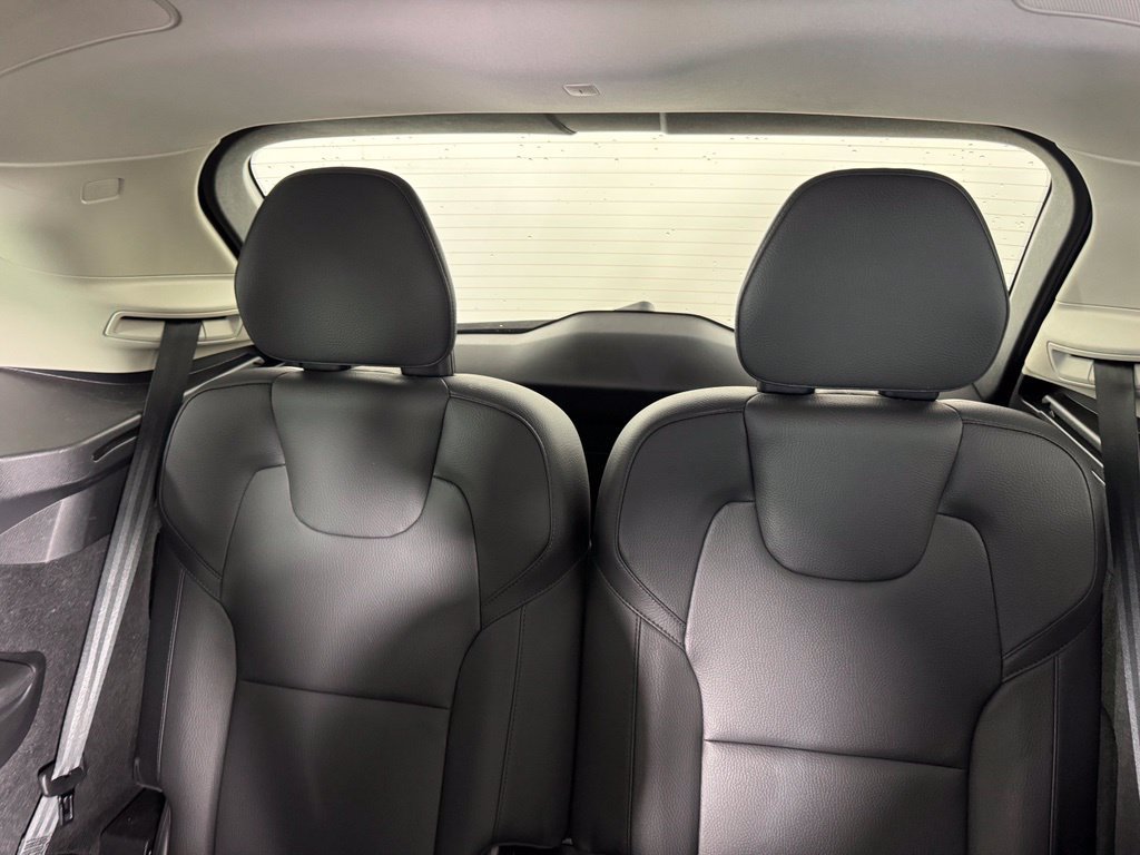Certified 2024 Volvo XC90 B6 Plus w/ Protection Package AWD/4WD image 14