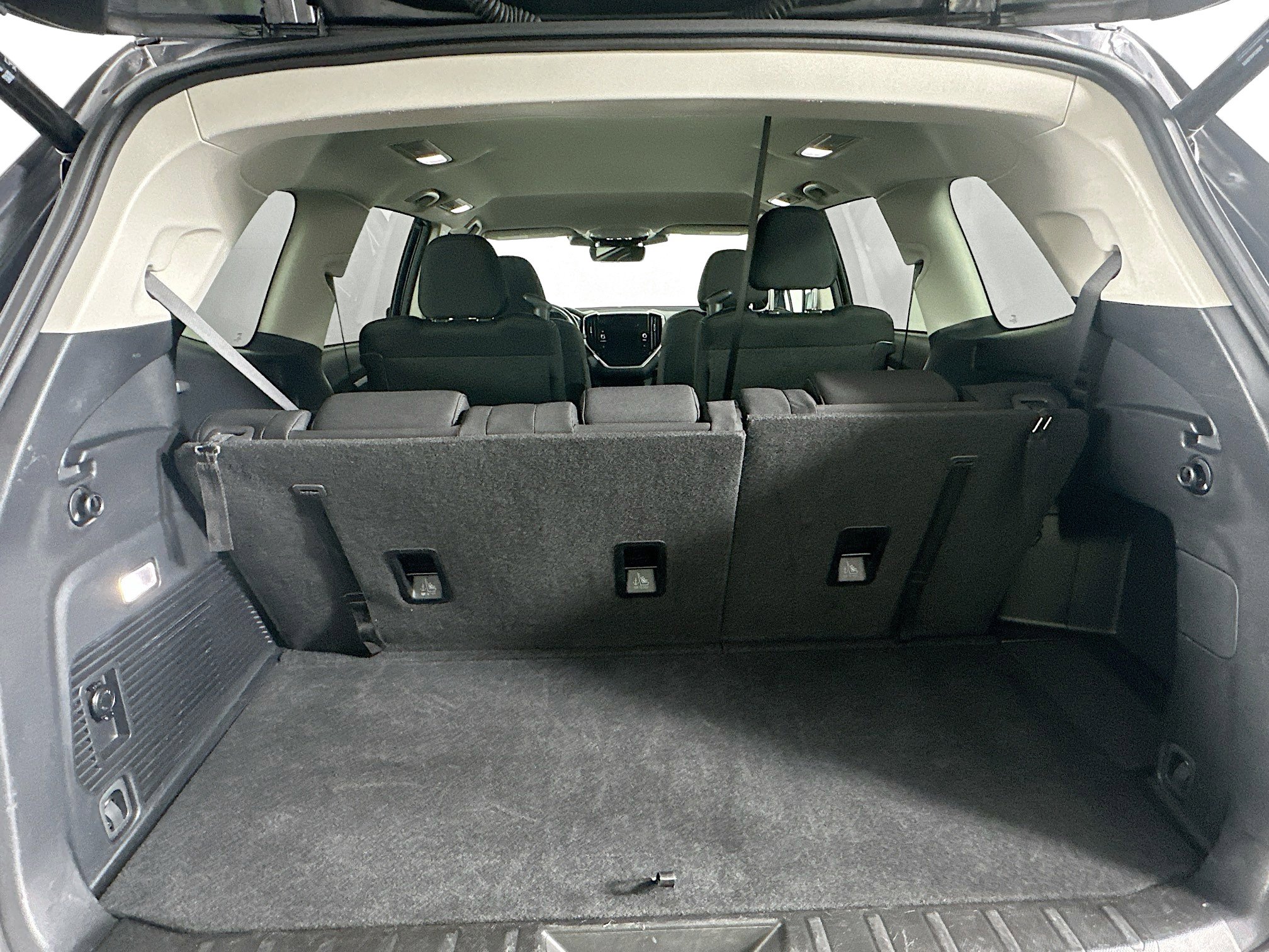 Used 2025 Subaru Ascent Premium image 28