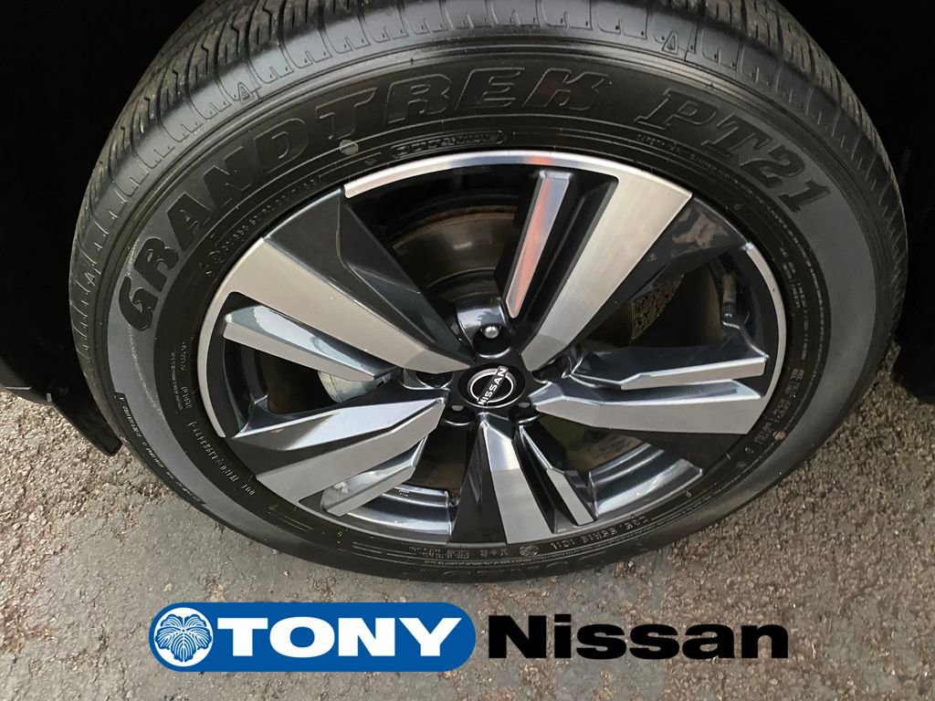 Used 2023 Nissan Rogue Platinum w/ Platinum Premium Package image 9