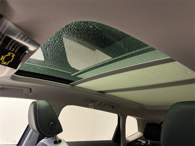 New 2026 Volkswagen Taos SE image 20