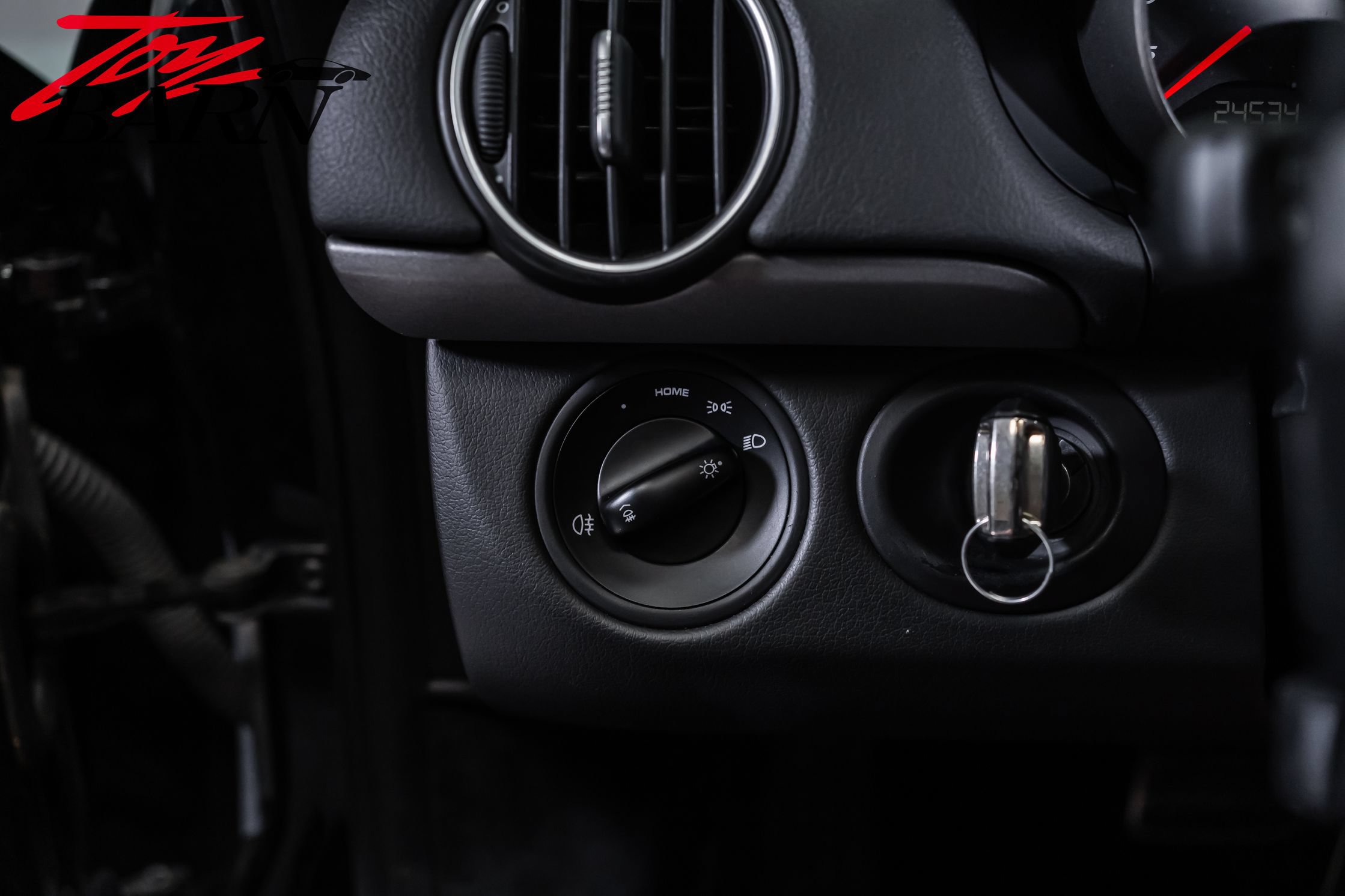 Used 2009 Porsche Boxster RWD image 31