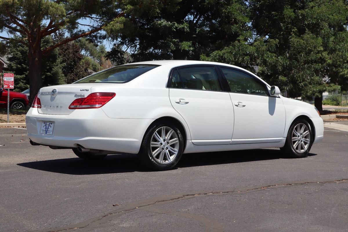 Used 2007 Toyota Avalon XL FWD image 5